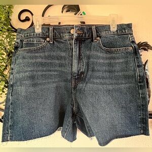 NWT Banana Republic Girlfriend Denim Shorts